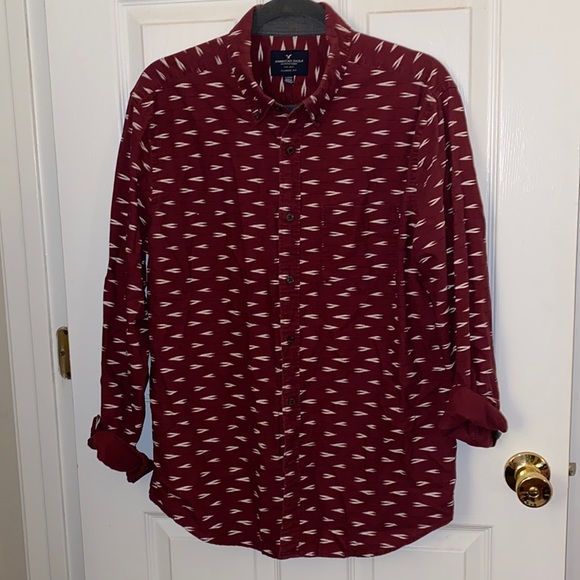 American Eagle Red Button-up - Picture 1 of 5